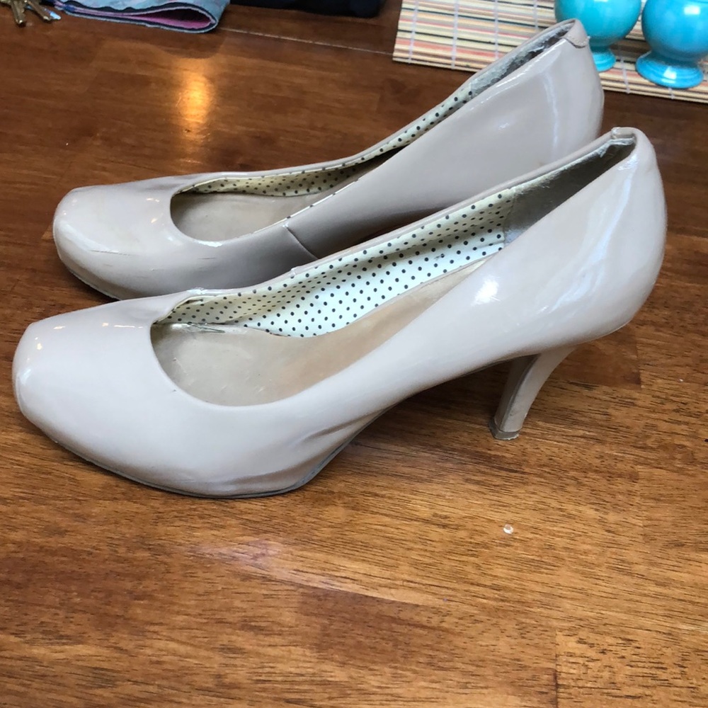Nude Heels!